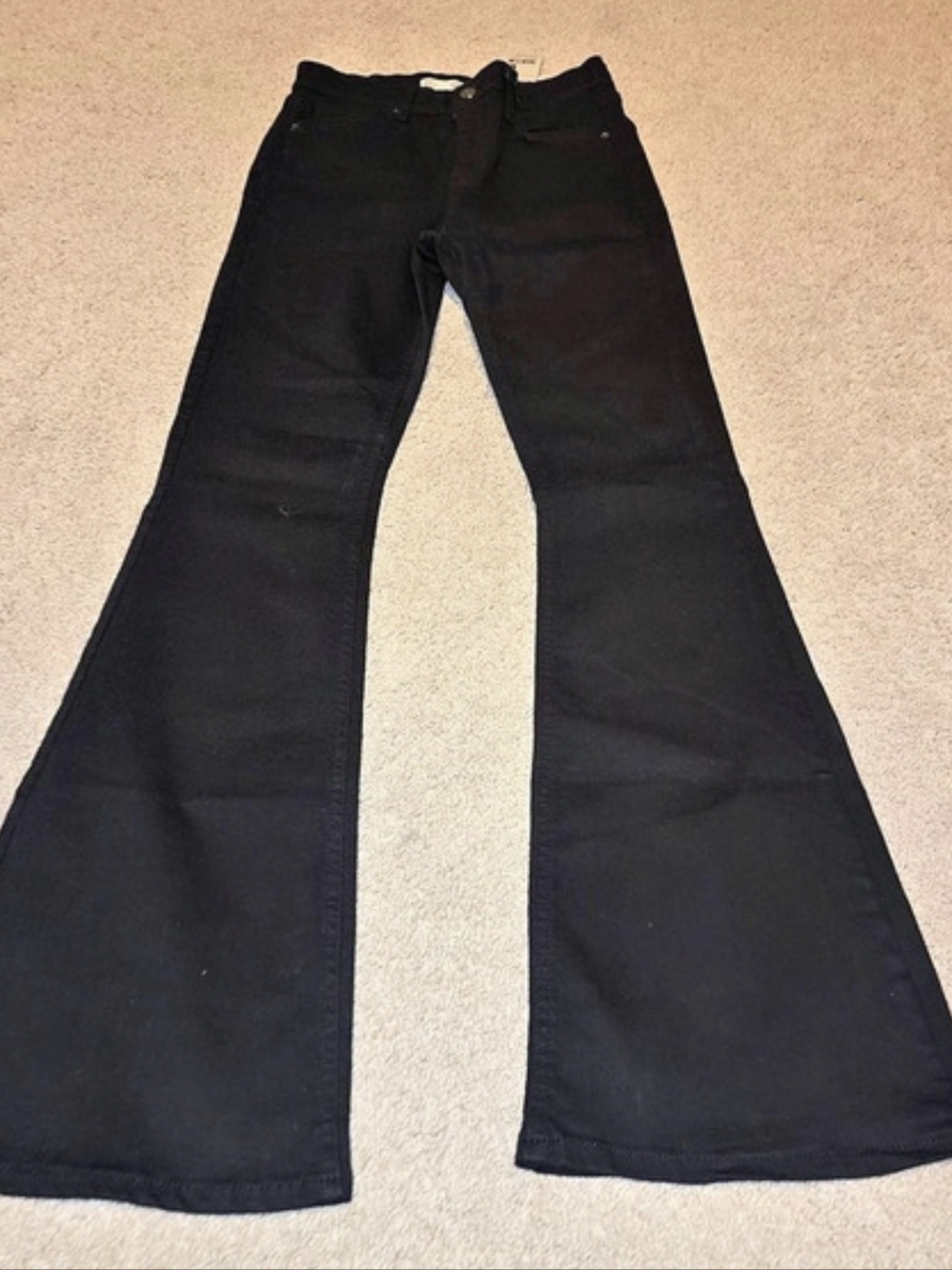 LA FEMME Flare Jeans in Black Size 8 NWT
